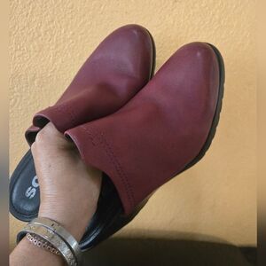 Sorel Women's Dark Red Mules
